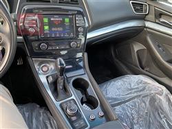 Nissan Maxima